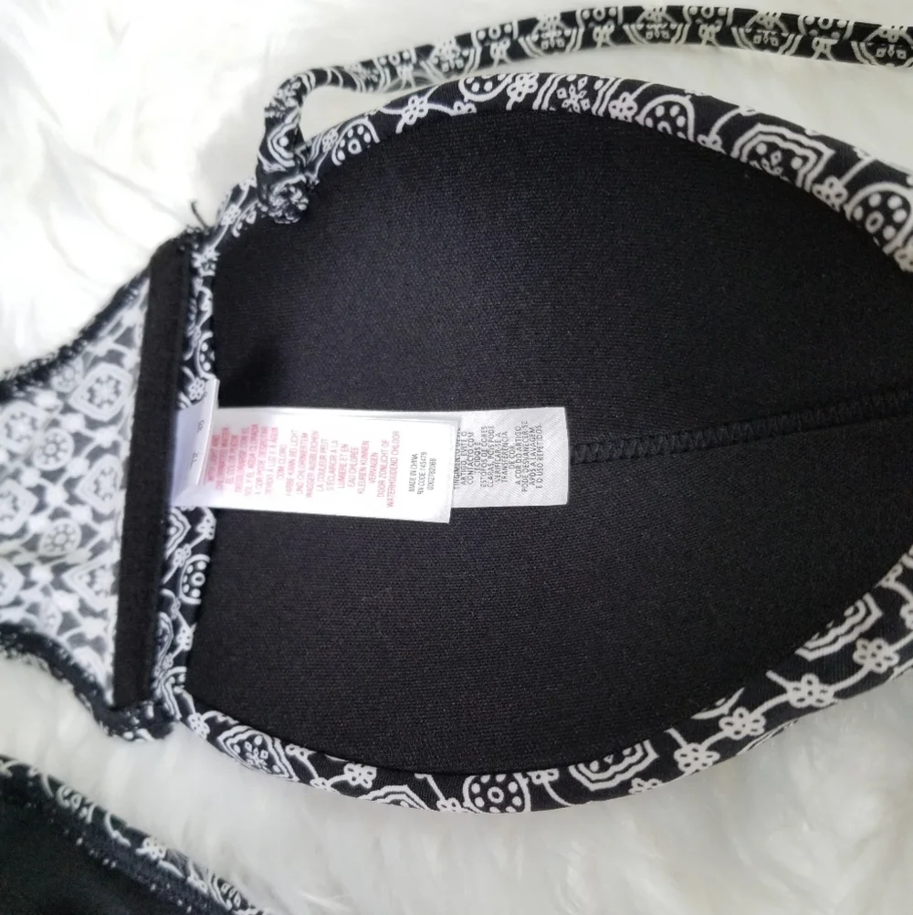 Atmosphere black white bandeau/straps Bikini set
